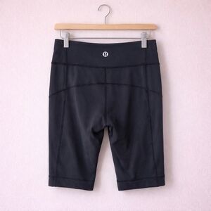Lululemon 12” inseam Biker Yoga Shorts Medium Rise Sz 4
